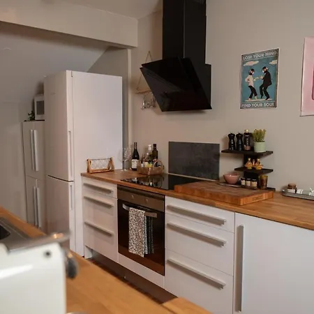 Leilighet Cozy Penthouse Private Balcony Centre