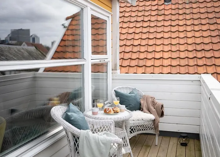 アパート Cozy Penthouse Private Balcony Centre